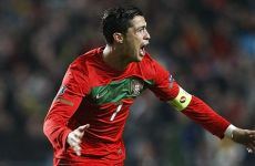 Portugal bate Bósnia (6-2) e está na fase final